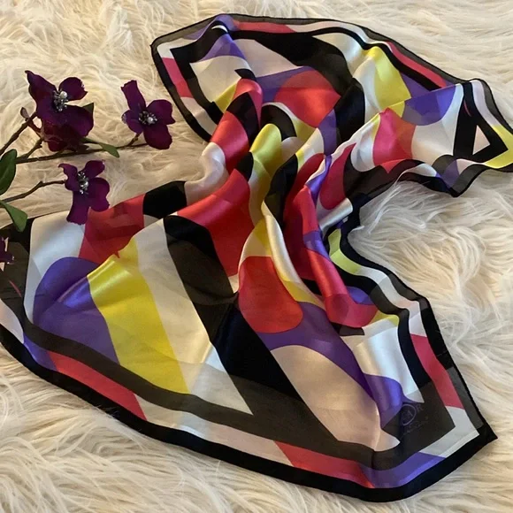 OSCAR de la RENTA 100% silk scarf - Picture 6 of 11